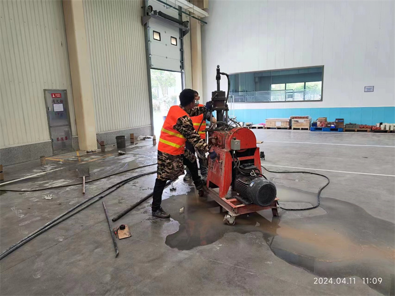 班戈厂房地面下沉塌陷注浆加固施工